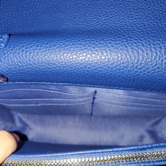 Crossbody Fabiola Logo print Convertible Crossbody - Picture 5 of 7